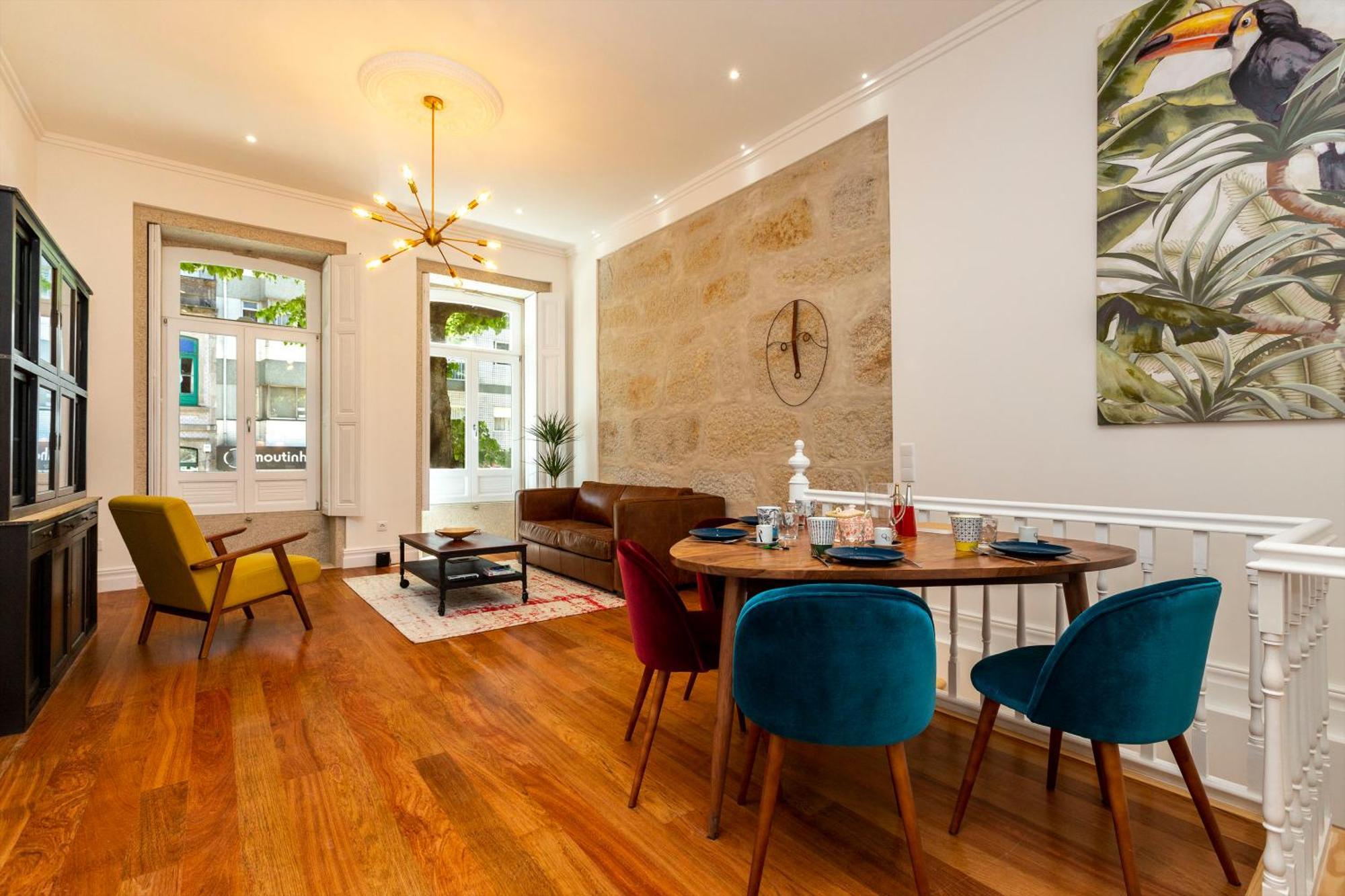 Classy Belas Artes Porto Luaran gambar