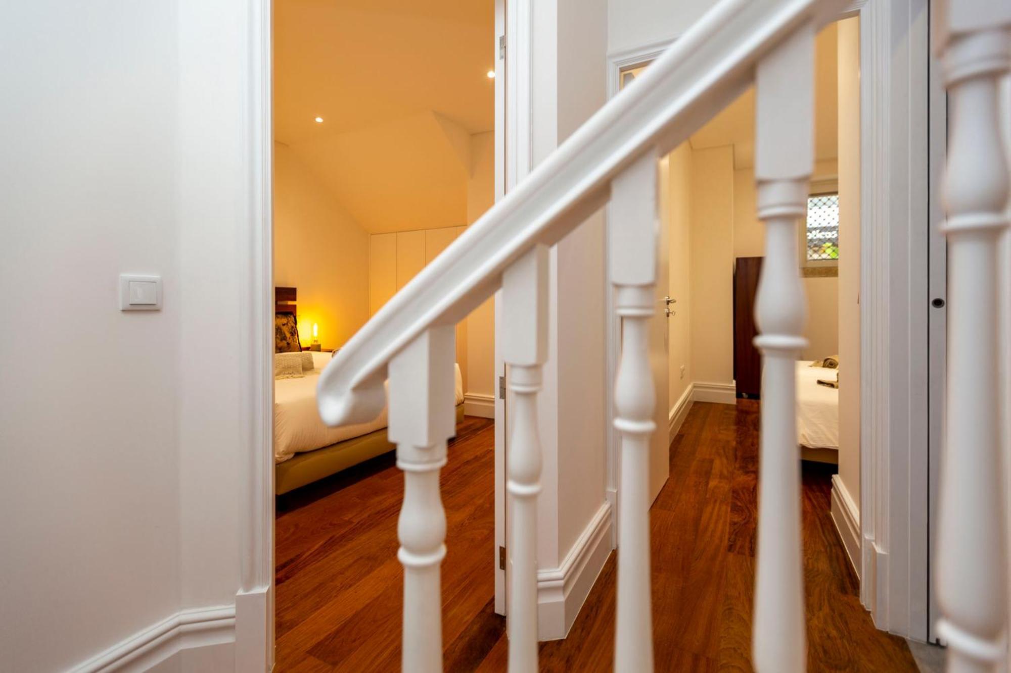 Classy Belas Artes Porto Luaran gambar