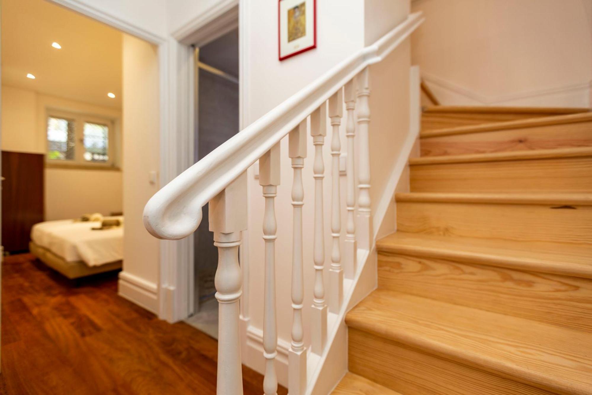 Classy Belas Artes Porto Luaran gambar